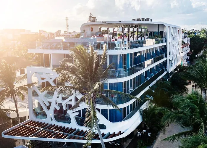 The Carmen - Ocean Front (adults Only)