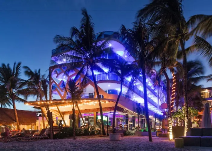 The Carmen - Ocean Front (adults Only) 4*