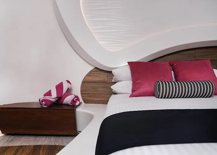 The Carmen - Ocean Front (adults Only) 4*